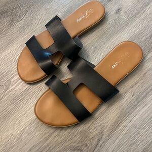 SHEIN Black Slide Sandals with Tan Footbed